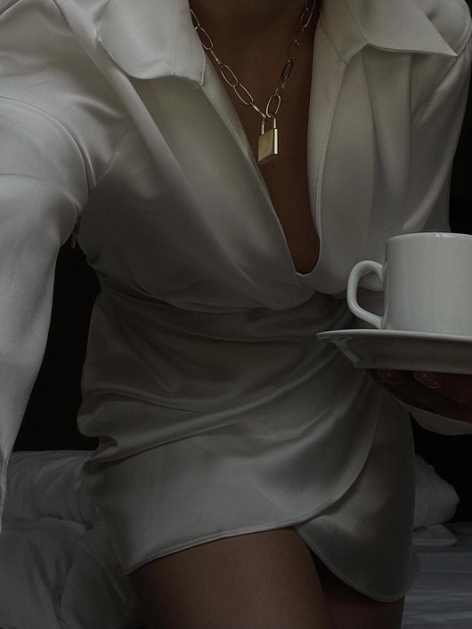 Vestido Blanco de Manga Larga Diseño Francés para Mujer - Image 5