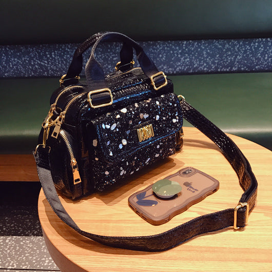 Bolso de Hombro Versátil de Gran Capacidad con Diseño Acolchado para Mujer - Image 2