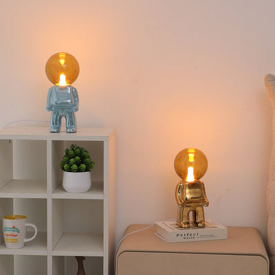 Lámpara de Escritorio Astronauta Portátil con Diseño Creativo - Image 35