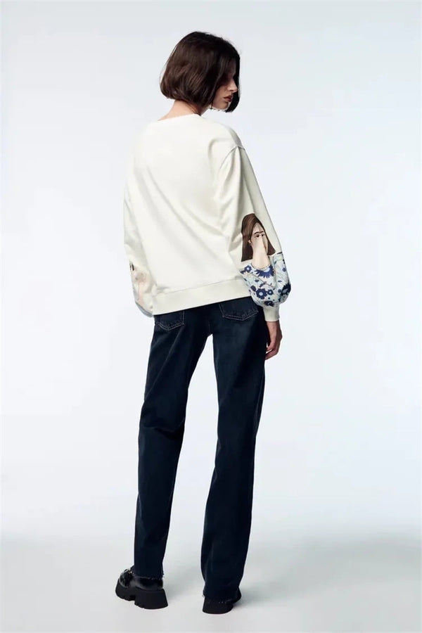 Sudadera Estampada Cuello Redondo para Niña - Diseño Casual y Cómodo