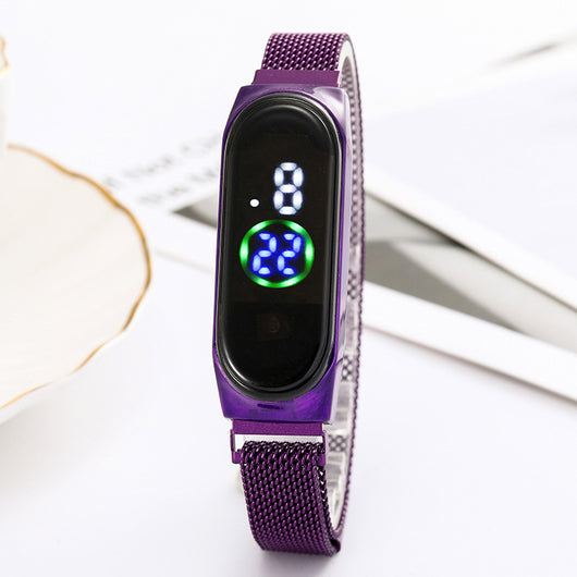 Reloj Inteligente LED con Pantalla Táctil y Malla Metálica - Image 4