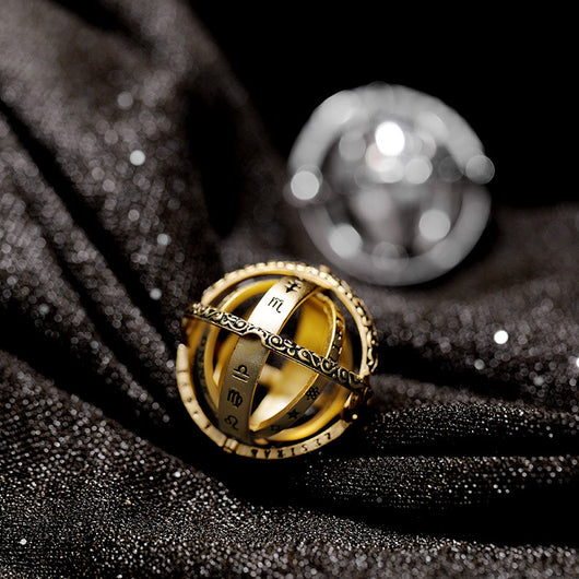 Anillo Universo Giratorio con Bola Astronómica - Diseño Retro para Parejas - Image 4