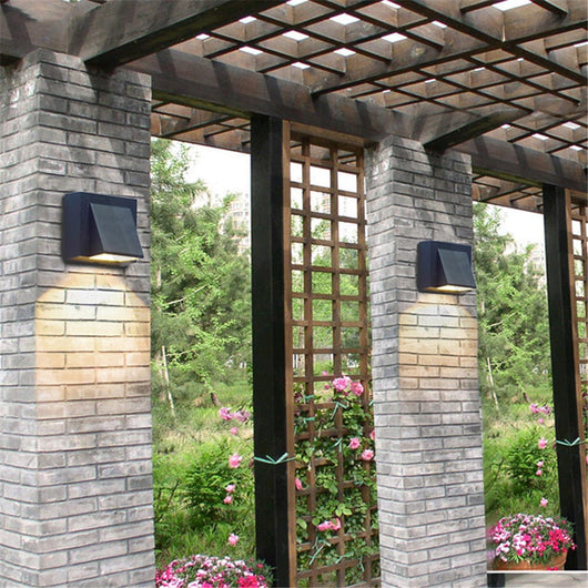 Lámpara de Pared Impermeable para Jardín y Fachada - Image 10