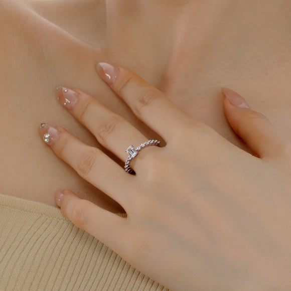 Anillo de Diamante Redondo para Mujer