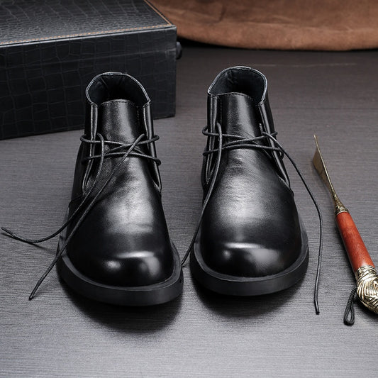 Botas Martin de Cuero para Hombre con Suela Gruesa y Caña Media