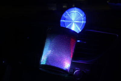 Cenicero Automotriz con Luz LED RGB y Contenedor Portátil - Image 7