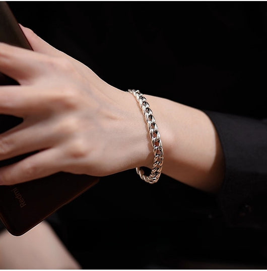 Pulsera de Acero Titanio para Hombre - Diseño Moderno que Nunca se Desvanece - Image 6