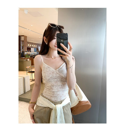 Camiseta Elegante sin Mangas de Encaje Premium para Mujer - Image 12