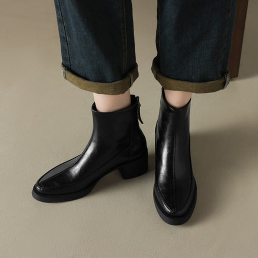Botas Tobilleras de Cuero Genuino con Tacón Alto - Colección Otoño Invierno - Image 4