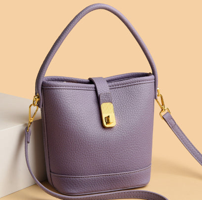 Bolso de Cuero Minimalista Bandolera Multicapa - Diseño Versátil y Elegante - Image 17