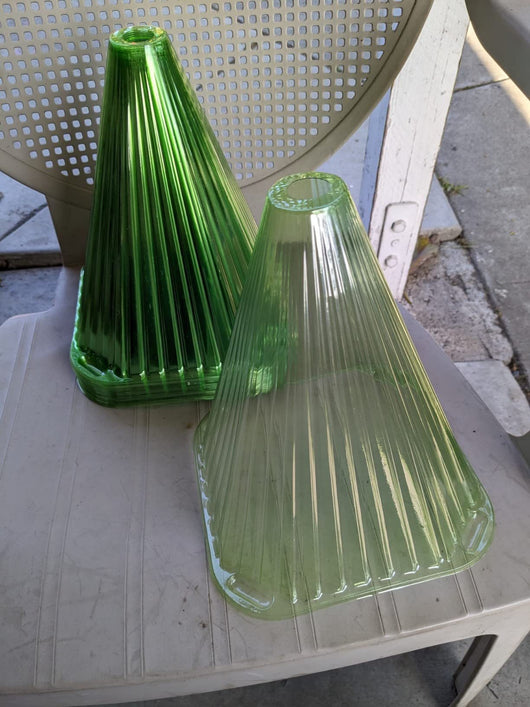 Campana Protectora Cuadrada Reutilizable para Plantas - Image 11