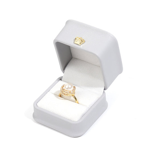 Pulsera de Encaje con Dije Corona Redondeado - Joyería Elegante con Caja de Presentación - Image 4