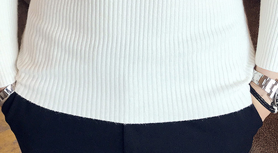 Suéter Cuello Alto Slim Fit en Colores Sólidos para Hombre - Image 18