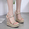 Sandalias Cuña con Remaches - Estilo y Elegancia para Mujer