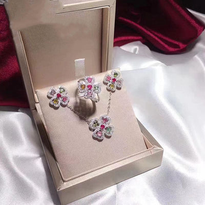 Juego de Aretes, Anillo y Dije en Plata S925