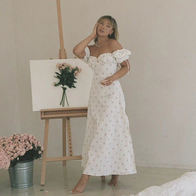 Vestido Corto Ajustado con Abertura y Manga Corta