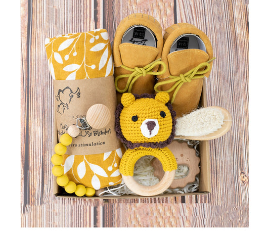 Set de Regalo Recién Nacido: Sonajero de Madera Tejido a Crochet - Image 13