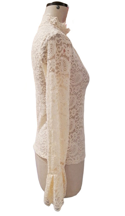 Blusa Ajustada de Encaje Paisley con Mangas Acampanadas Reductora - Image 34
