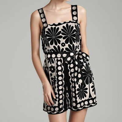 Jumpsuit Ancho Corto con Botones y Nudo Frontal