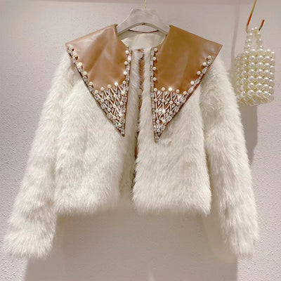 Abrigo Acolchado para Mujer con Cuello Decorado de Perlas - Image 12