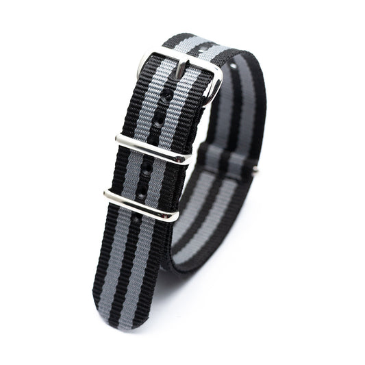 Reloj para Hombre con Correa de Nylon Suave y Anillo de Acero Reforzado