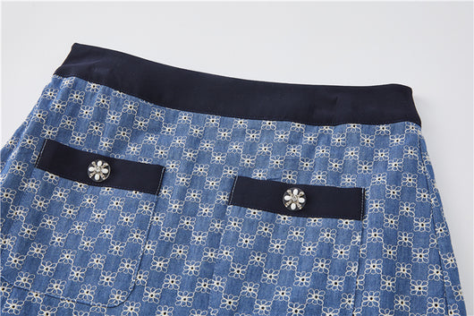 Conjunto Jacquard Vintage: Blusa Escote V y Shorts Cintura Alta - Image 11