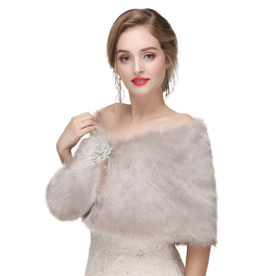 Estola de Piel Cálida para Novia - Colección Invierno Lujo - Image 9