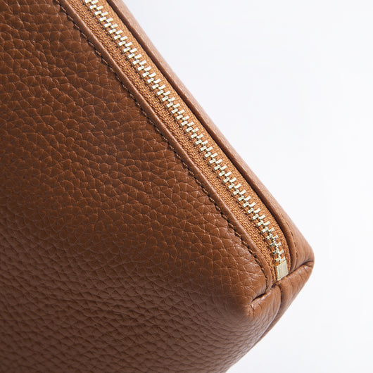 Bolsa de Almacenamiento de Cosméticos en Cuero Grabado con Patrón de Lichi - Image 38