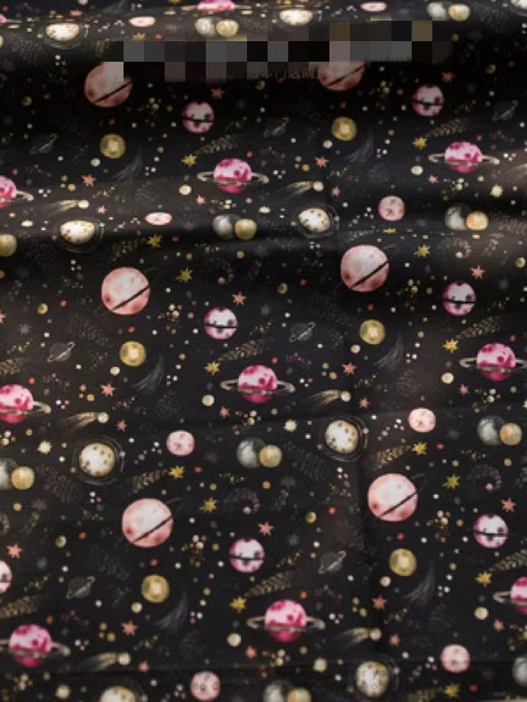 Tela de Algodón Estampada Digitalmente con Diseño Patchwork Universo Artístico Cielo Estrellado