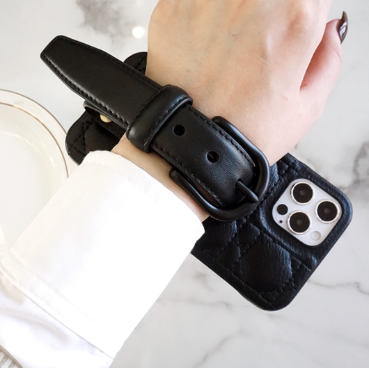 Funda de Cuero para iPhone Mujer con Pulsera - Edición Limitada Lujo Negro - Image 2