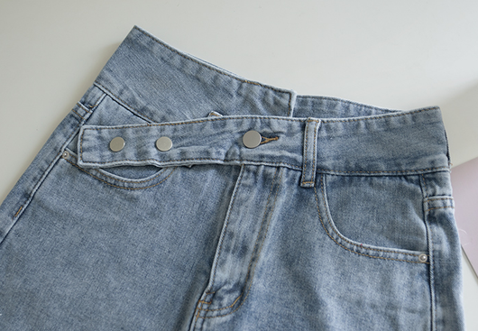 Pantalones con Diseño Asimétrico en Cintura y Flecos - Image 12