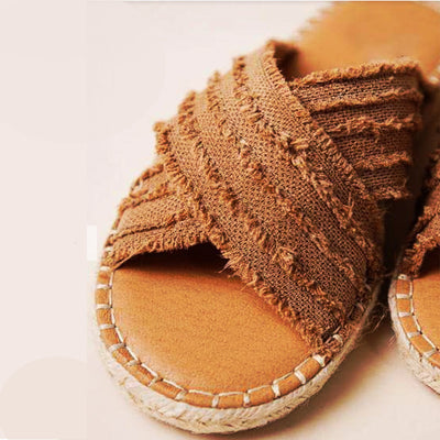 Sandalias Planas con Borlas Talla Grande para Mujer - Cómodas y Elegantes - Image 10