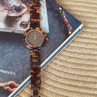 Reloj Retro para Mujer con Ámbar Hawksbill - Estilo Vintage de Alta Gama - Image 15