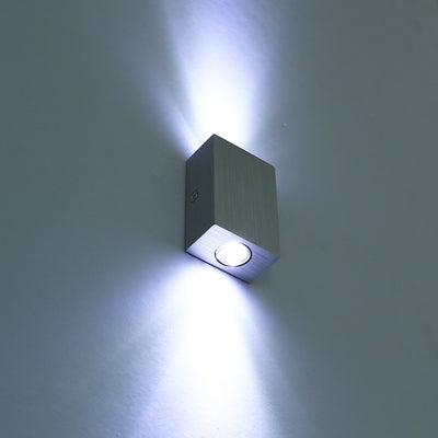 Lámpara de Pared Minimalista Bidireccional en Aluminio para Dormitorio - Image 7