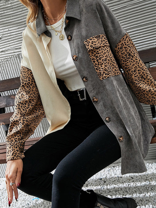 Suéter de Corduroy con Parches de Leopardo y Bloques de Color Gris - Image 2