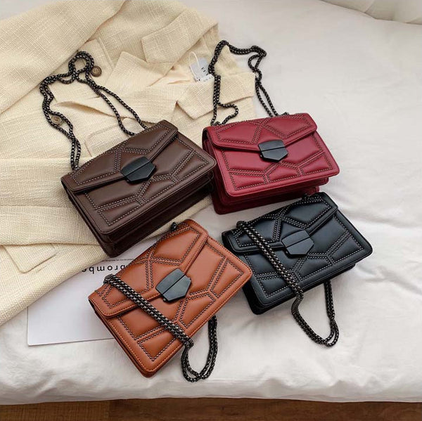 Bolso de Hombro Cuadrado Pequeño con Tachuelas