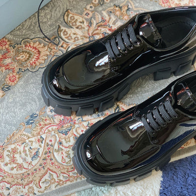 Zapatos Plataforma Estilo Británico con Cordones - Image 5