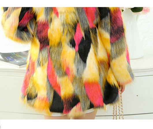 Abrigo de Peluche Sintético con Costuras de Contraste para Mujer - Image 4