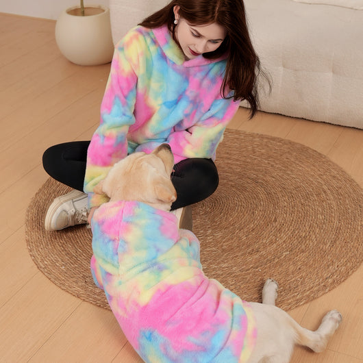 Sudadera Tie Dye Arcoíris para Perros con Pelaje de Conejo - Image 3