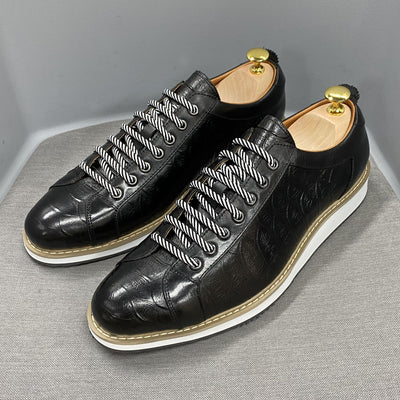 Zapatos Artesanales para Hombre con Patrón Grabado en Relieve - Image 2