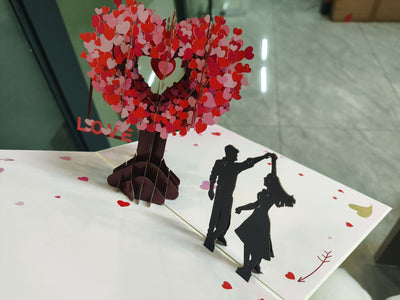 Tarjeta de Invitación 3D con Forma de Corazón para San Valentín - Image 7