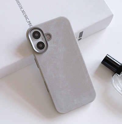 Funda Magnética de Cuero con Franela para Celular - Image 10