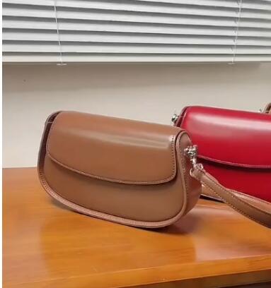 Bolso Bandolera de Cuero Genuino - Estilo Silla de Montar - Image 11