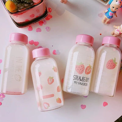 Vaso Térmico Fresa 3D con Diseño Relieve - Strawberry Milk Girl - Image 7