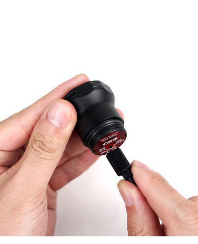 Luz Trasera Inteligente con Sensor de Frenado para Bicicleta de Montaña - Image 4
