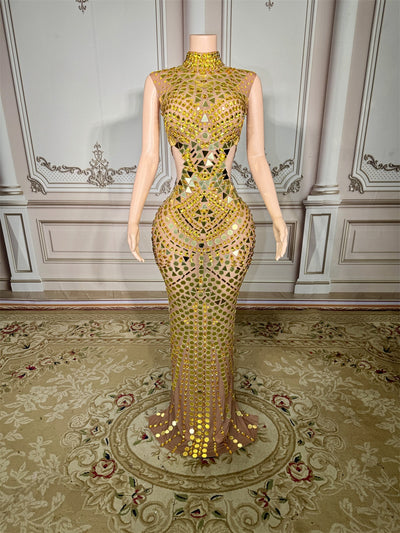 Vestido Halter de Lentejuelas Espejo con Cola Elegante - Image 12