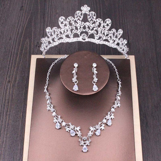 Conjunto de Corona y Collar de Cristales para Novia - Accesorios Nupciales Elegantes - Image 13