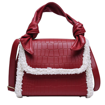Bolsa Cuadrada Pequeña de Lana de Cordero con Patrón Piedra - Image 6