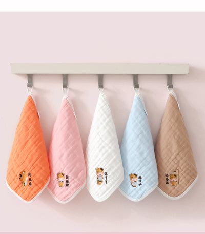 Babero de Toalla Bordado para Bebé con Diseño Personalizado - Image 22