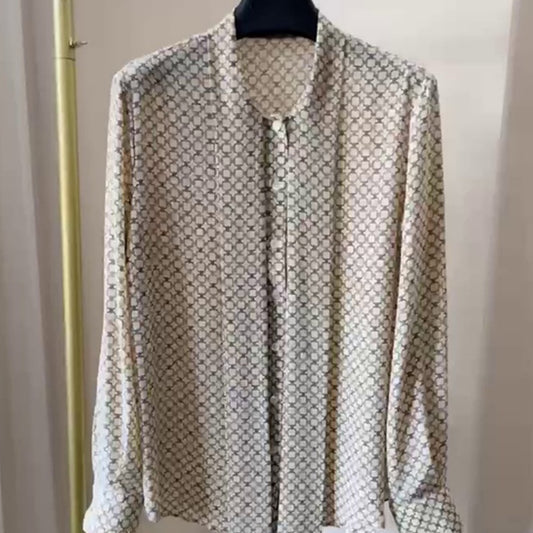 Blusa Suelta Fusión Parisina y Hong Kong - Top Chic Moderno